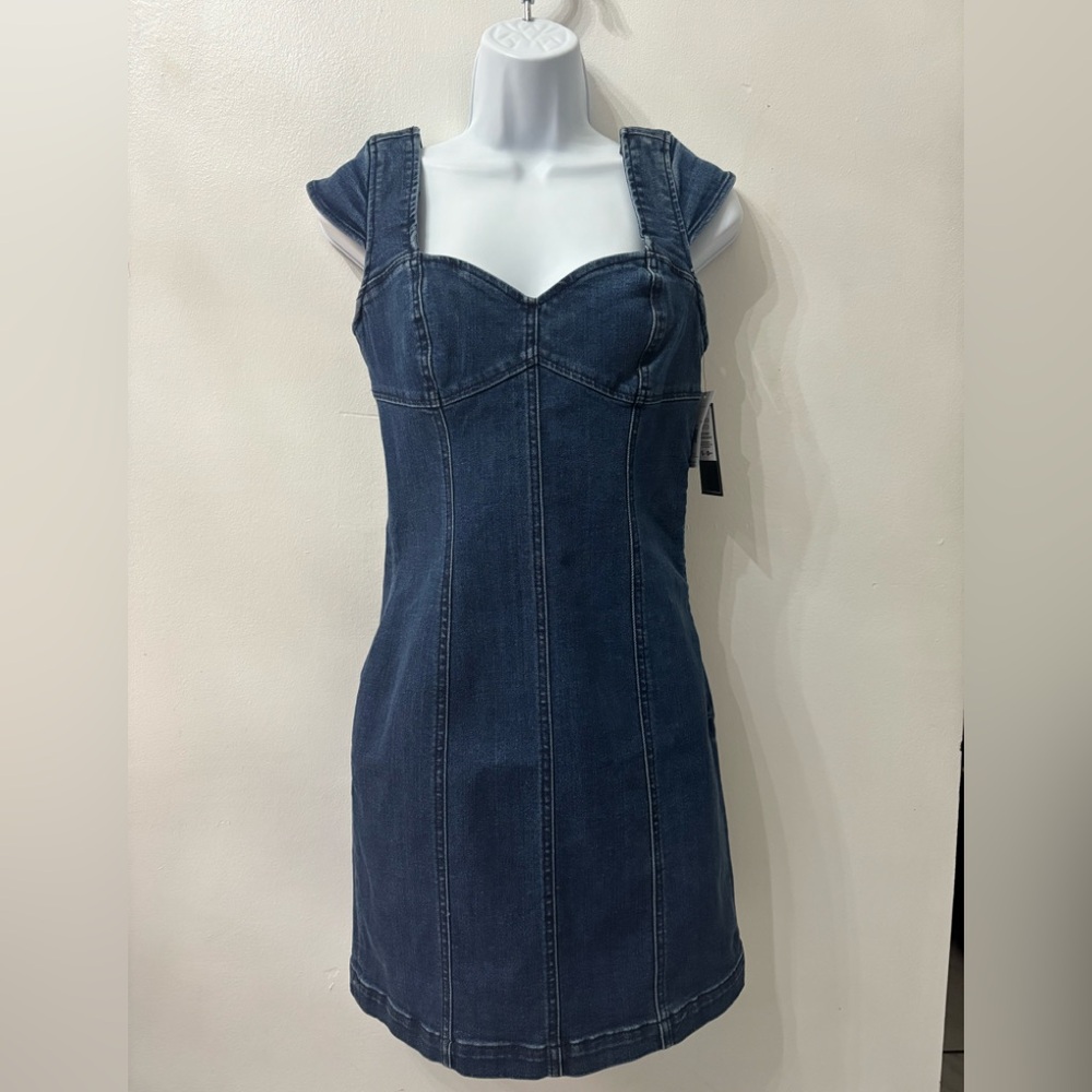 Volcom Blue Jeans Denim Dress Size 4/6 Sweetheart Neckline Mini To Midi Stretch